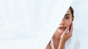Femme avec une belle peau